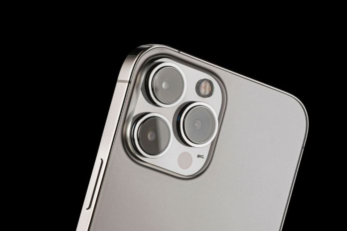 日本への一時帰国時に免税でiPhoneを購入してみた