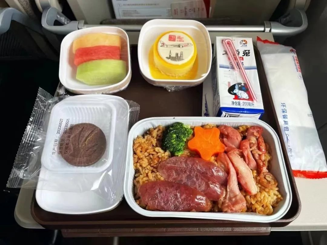 ▲ 机上餐食